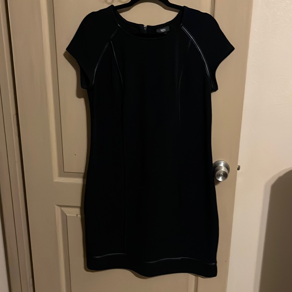 Massimo LG black body con dress